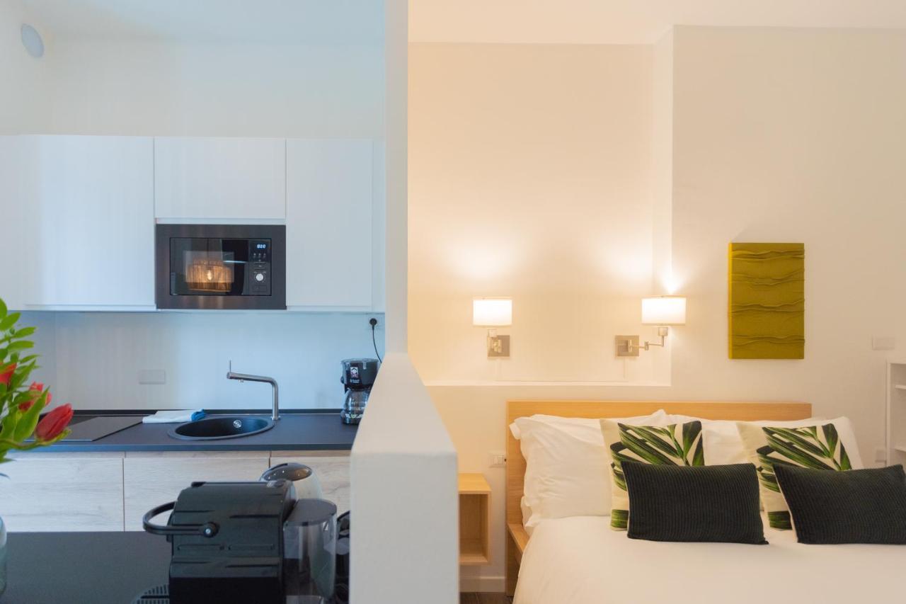 Enchanted Como Lake - Tremezzo Apartments By Rent All Como 外观 照片